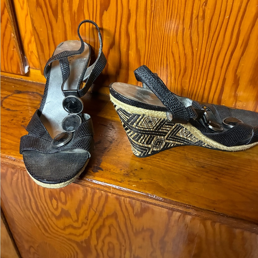 Elegant Black Wedge Sandals